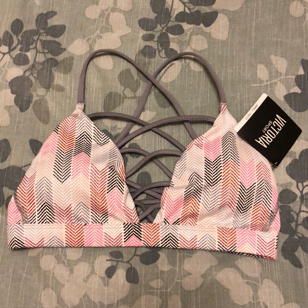 ✨Victoria’s Secret Sports Bra✨